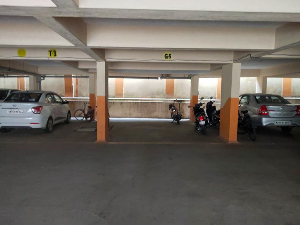 Property Photos 9