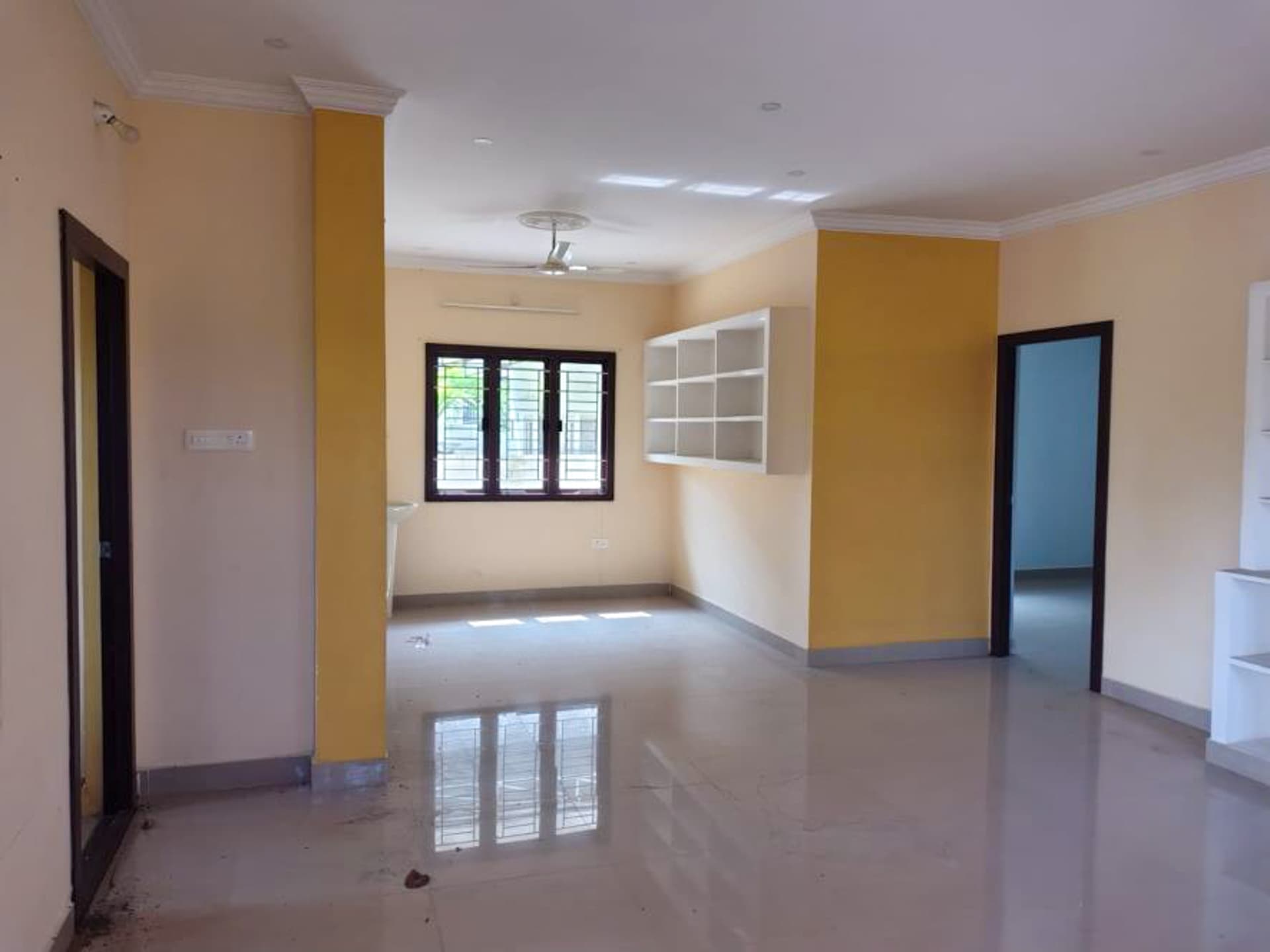 Property Photos 18