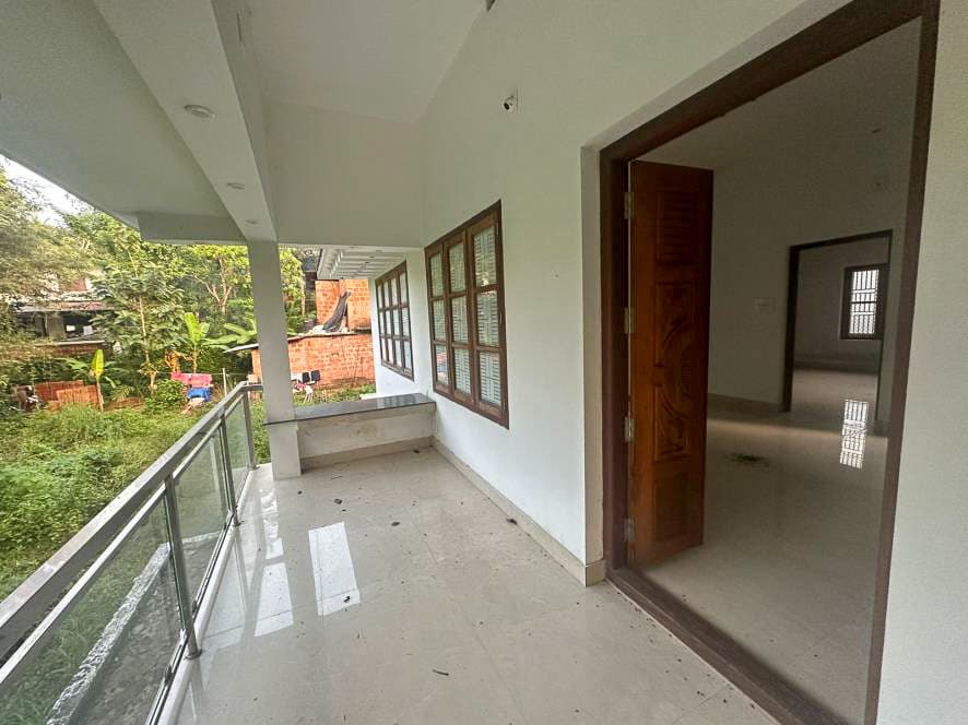 Property Photos 7