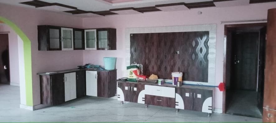 Property Photos 7