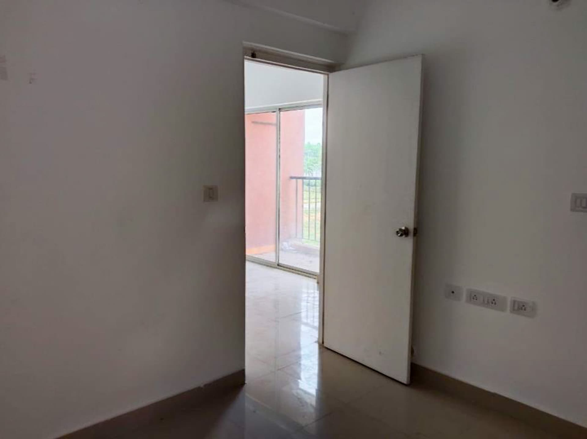 Property Photos 26