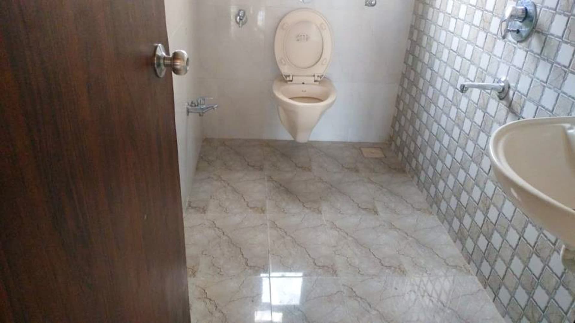 Property Photos 10