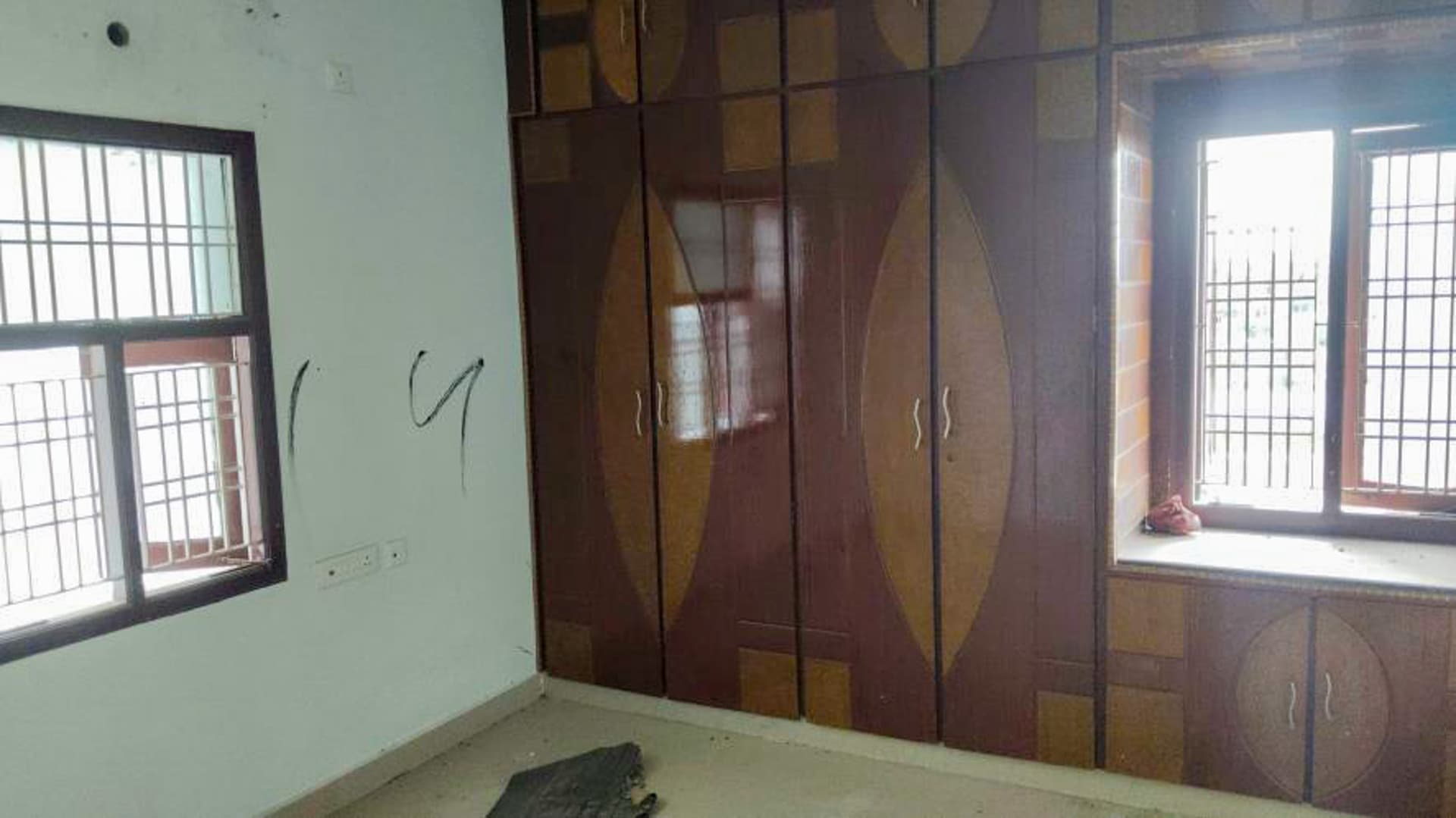 Property Photos 11