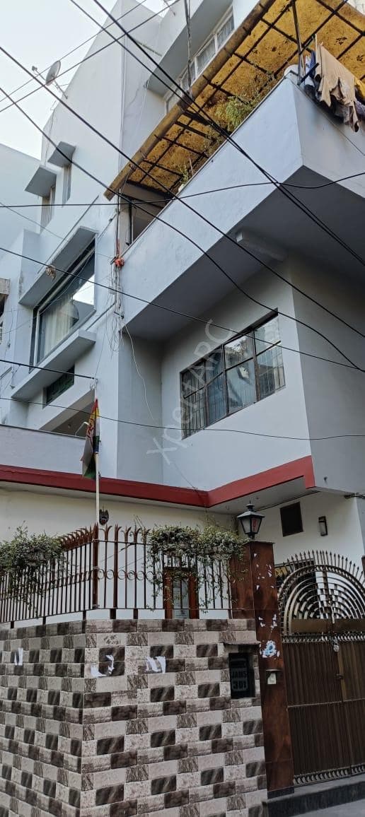 Property Photos 7