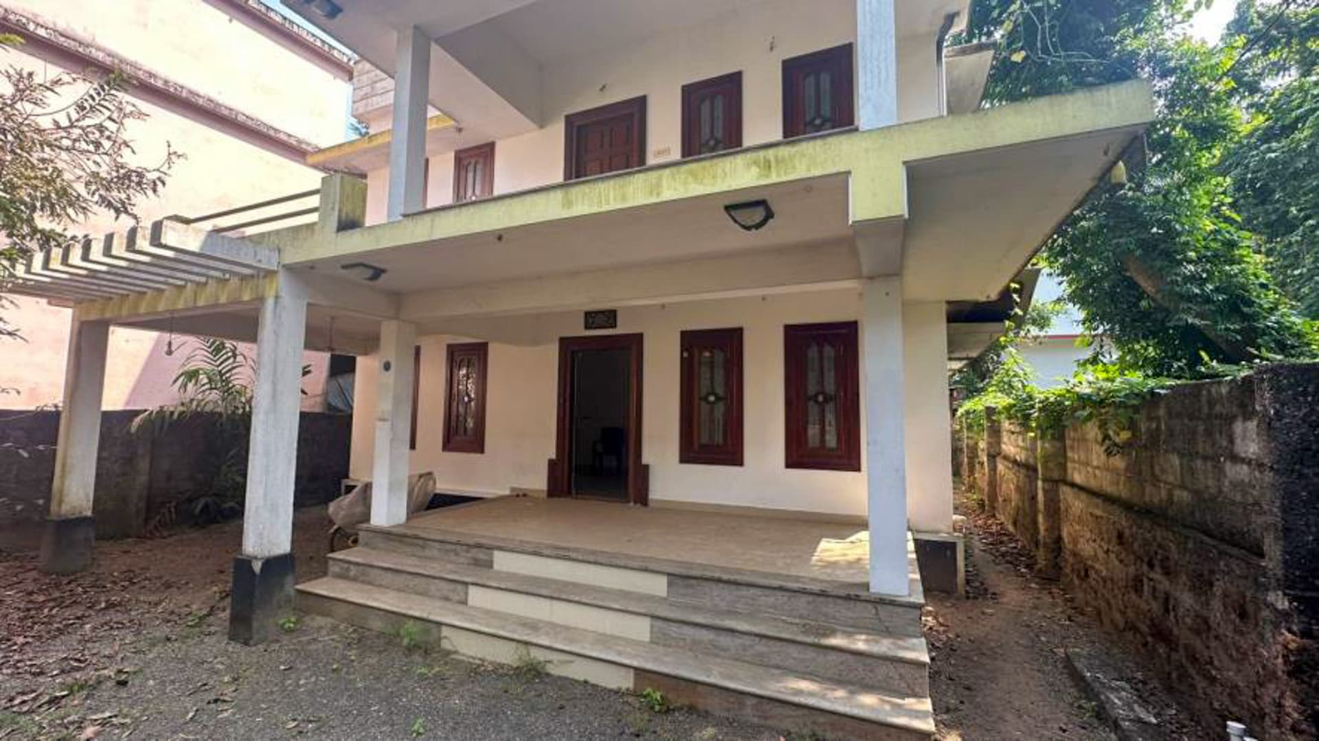 Property Photos 8