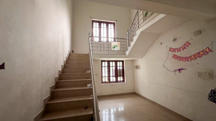 Property Photos 25