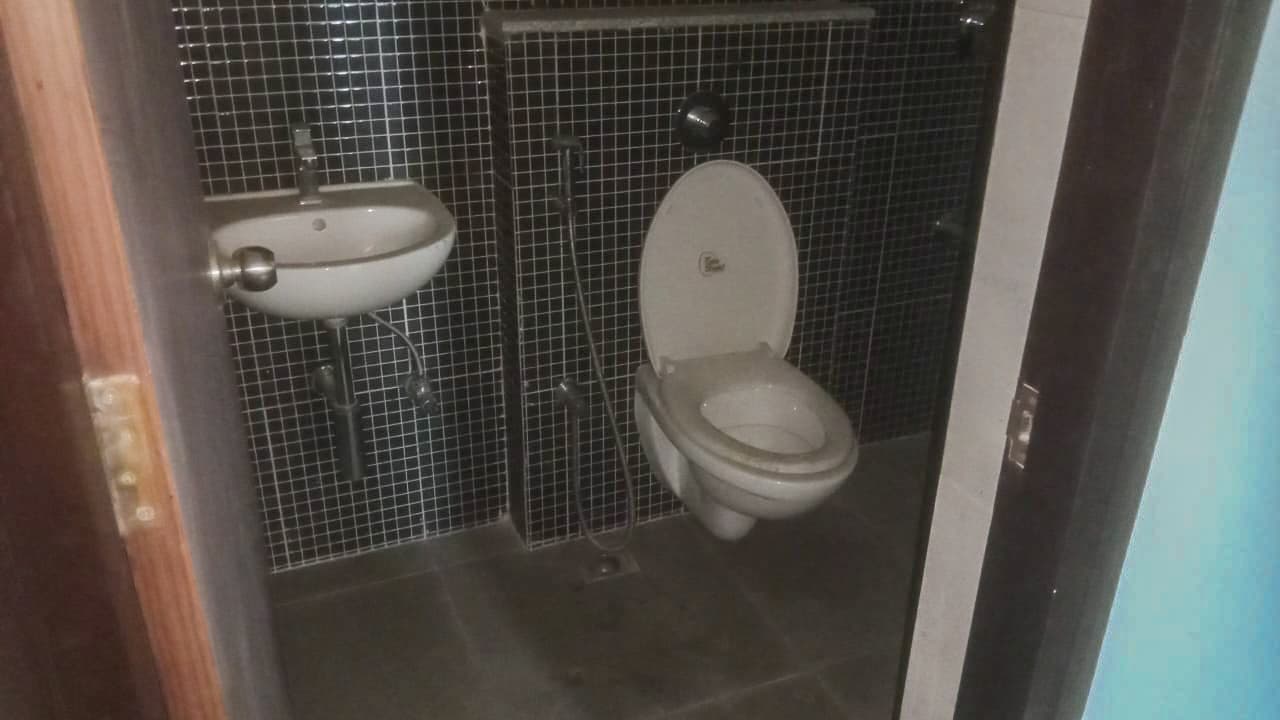 Property Photos 6