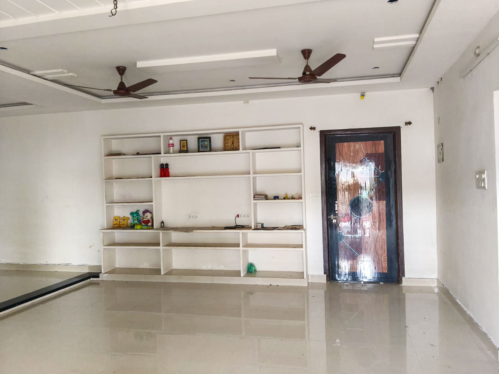 Property Photos 7