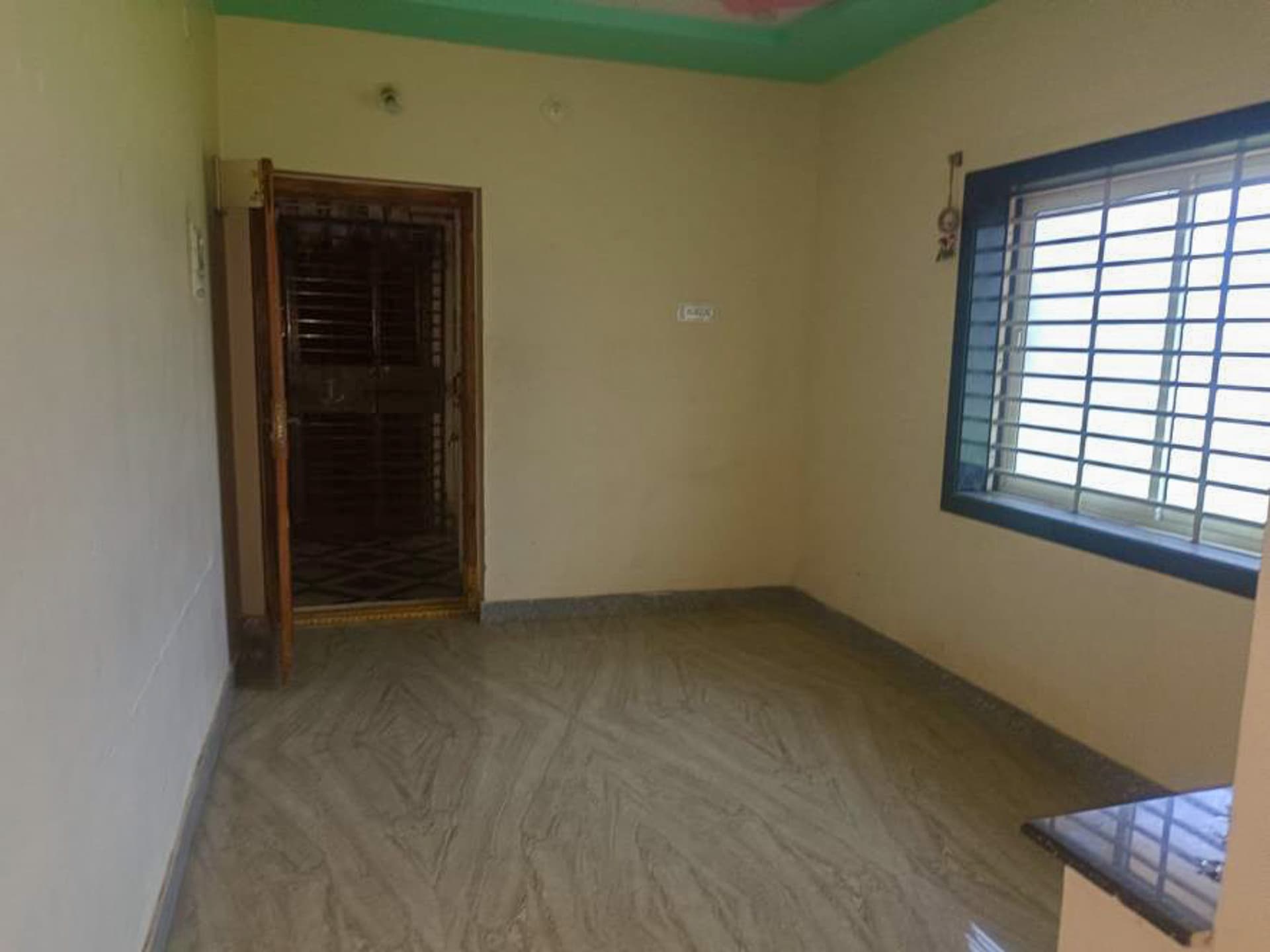 Property Photos 30