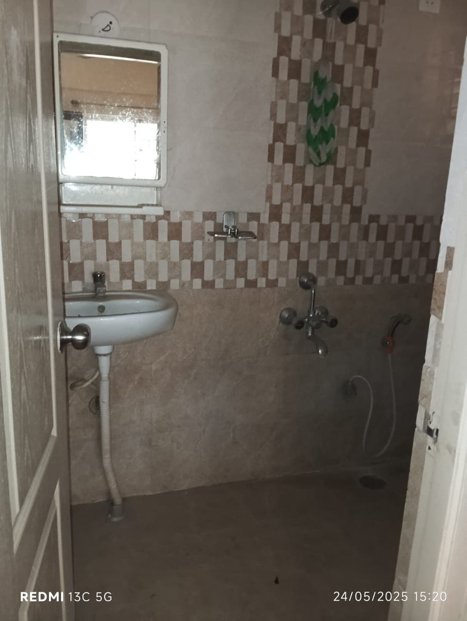 Property Photos 11