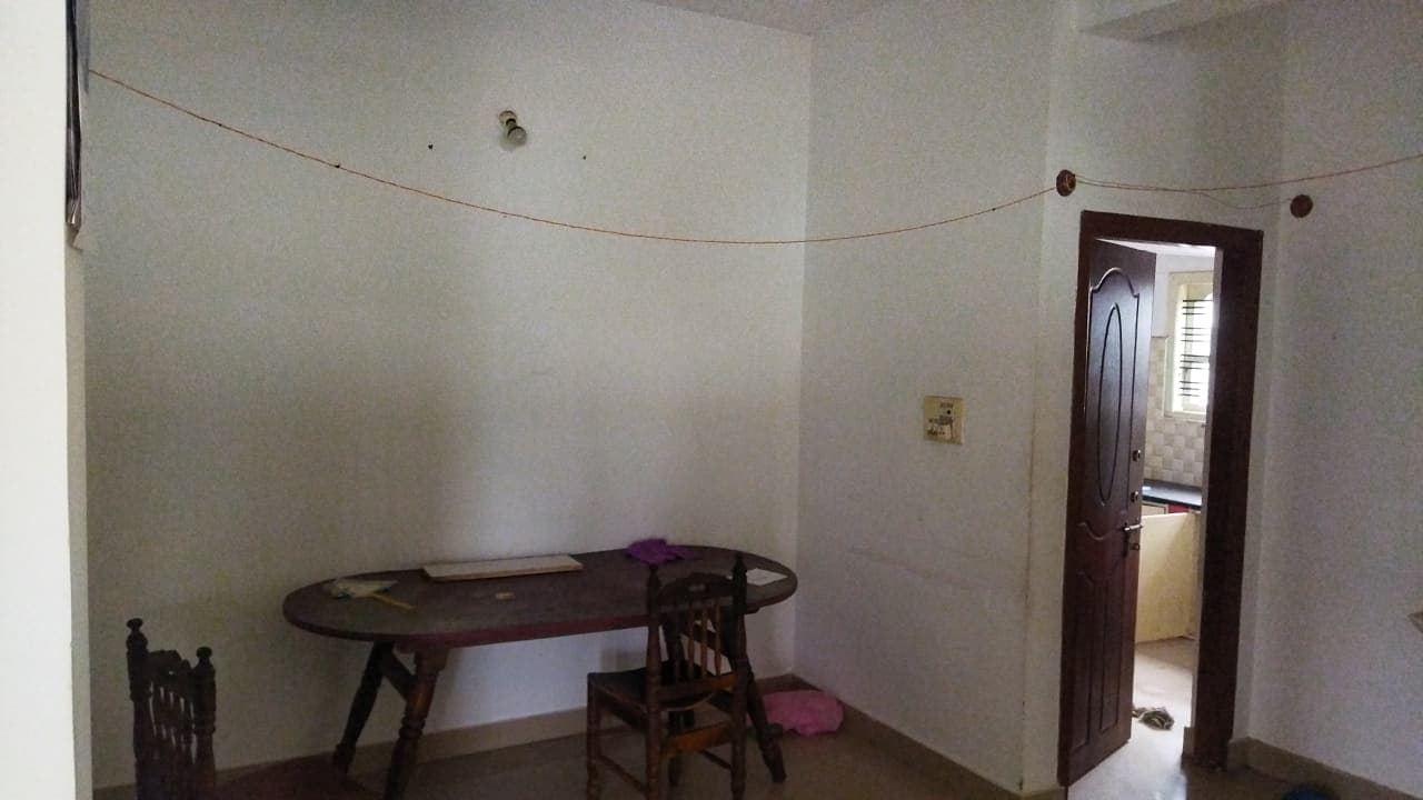 Property Photos 6