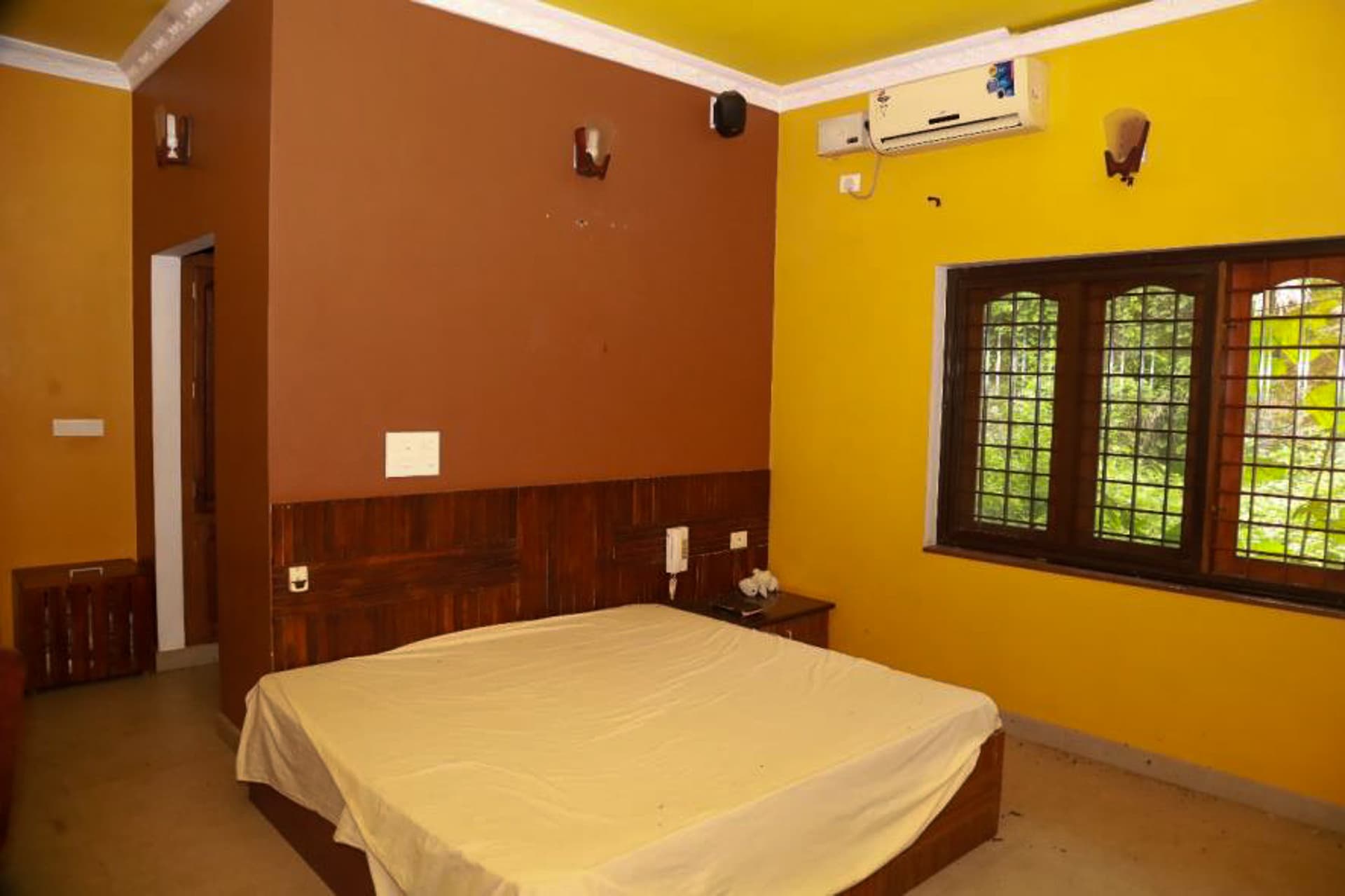 Property Photos 12