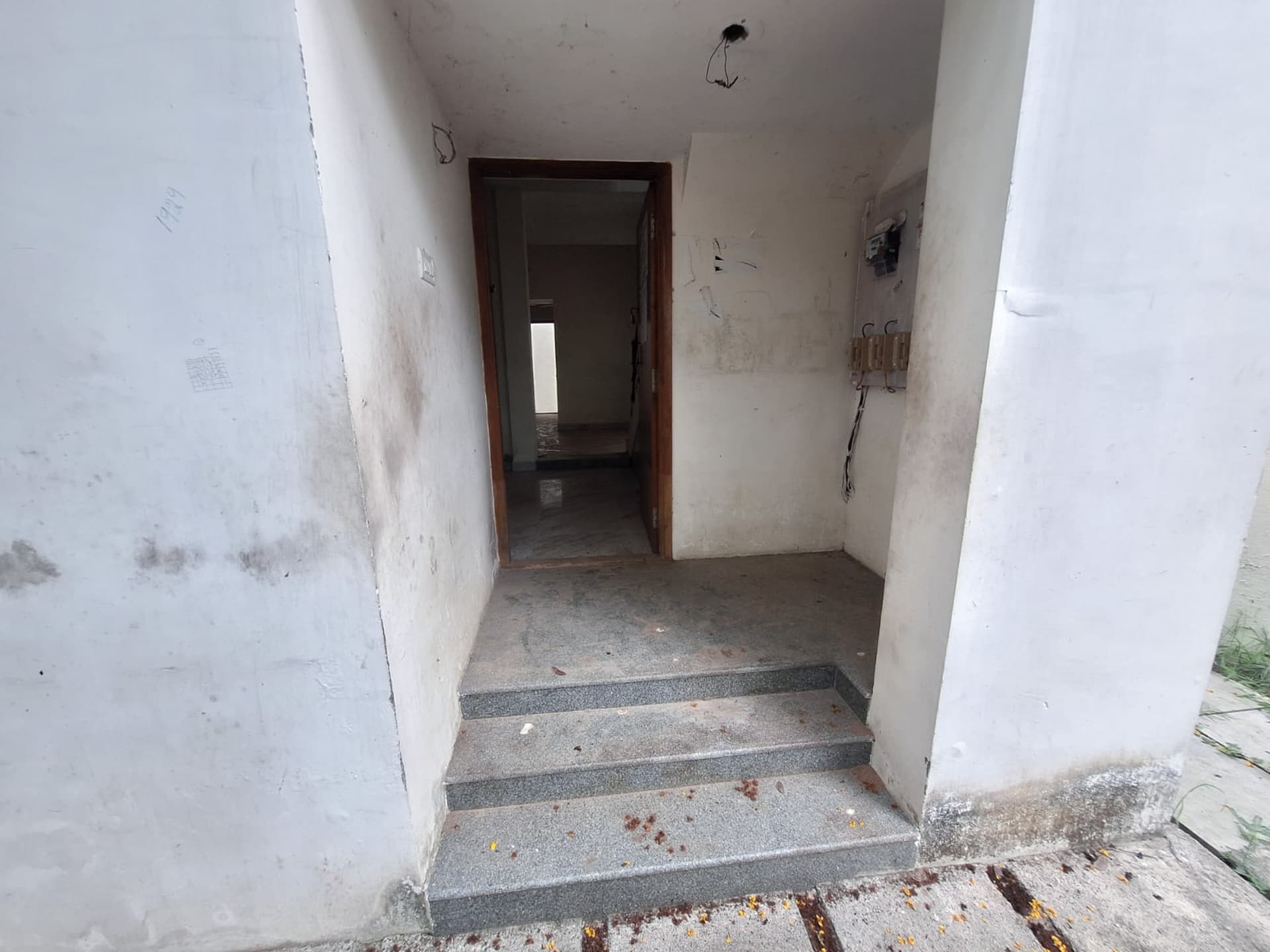 Property Photos 28