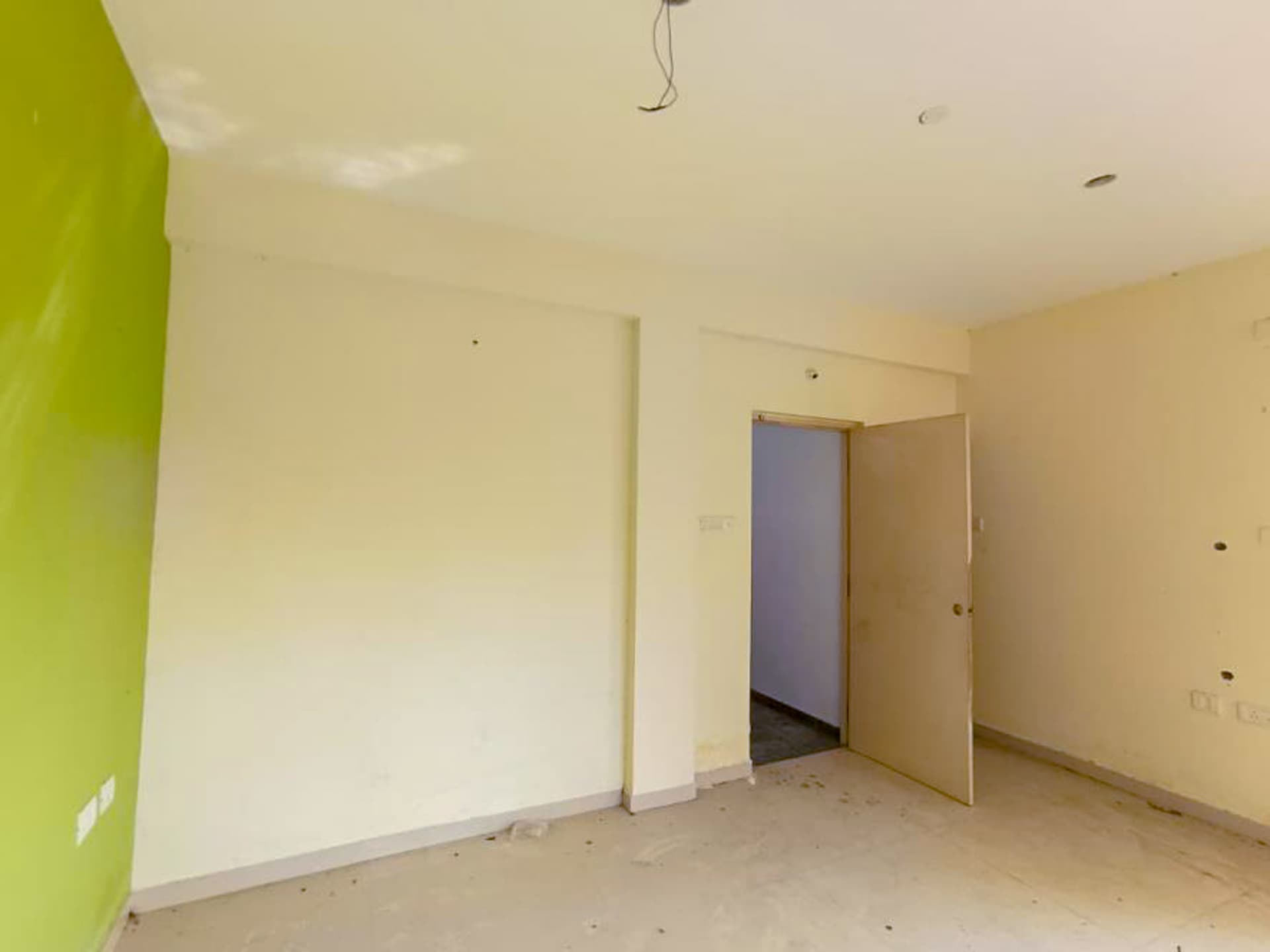 Property Photos 28