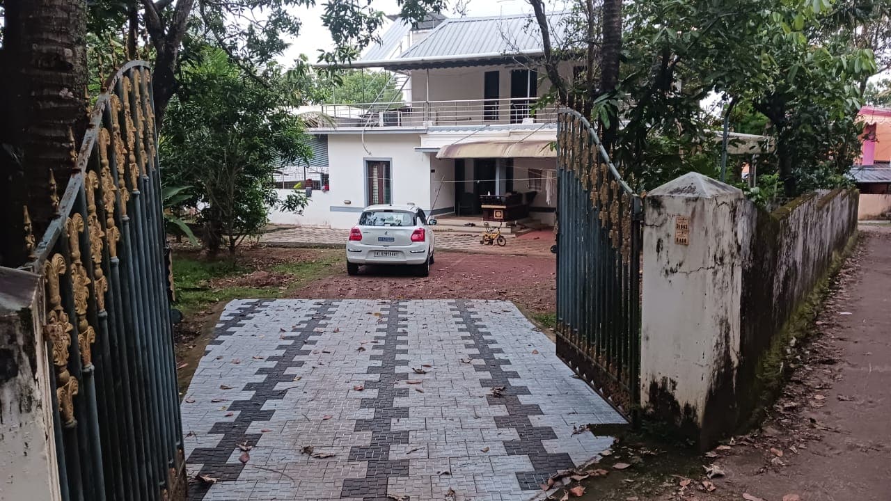 Property Photos 1