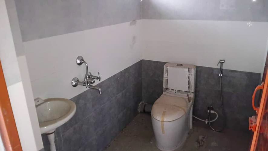 Property Photos 7