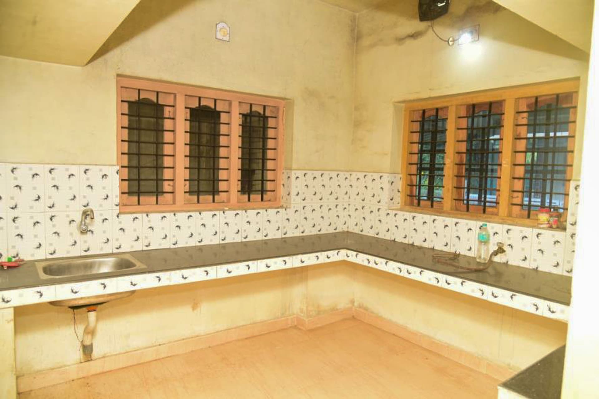 Property Photos 9