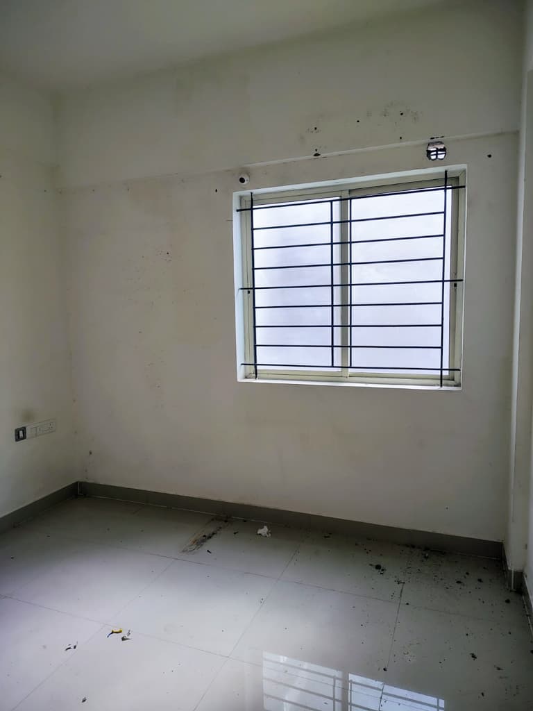 Property Photos 6
