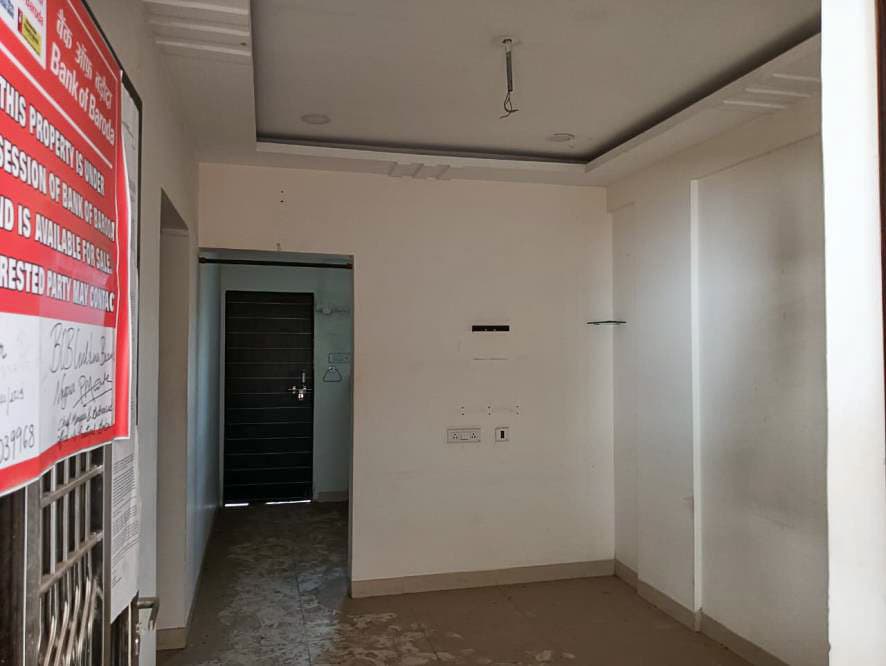 Property Photos 12