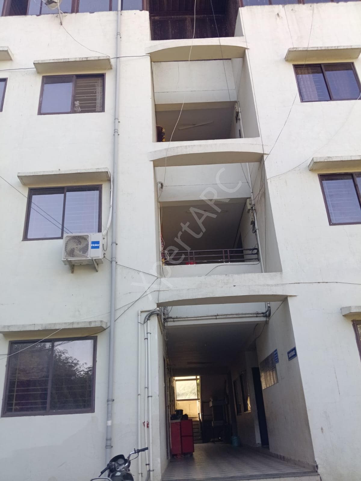 Property Photos 8