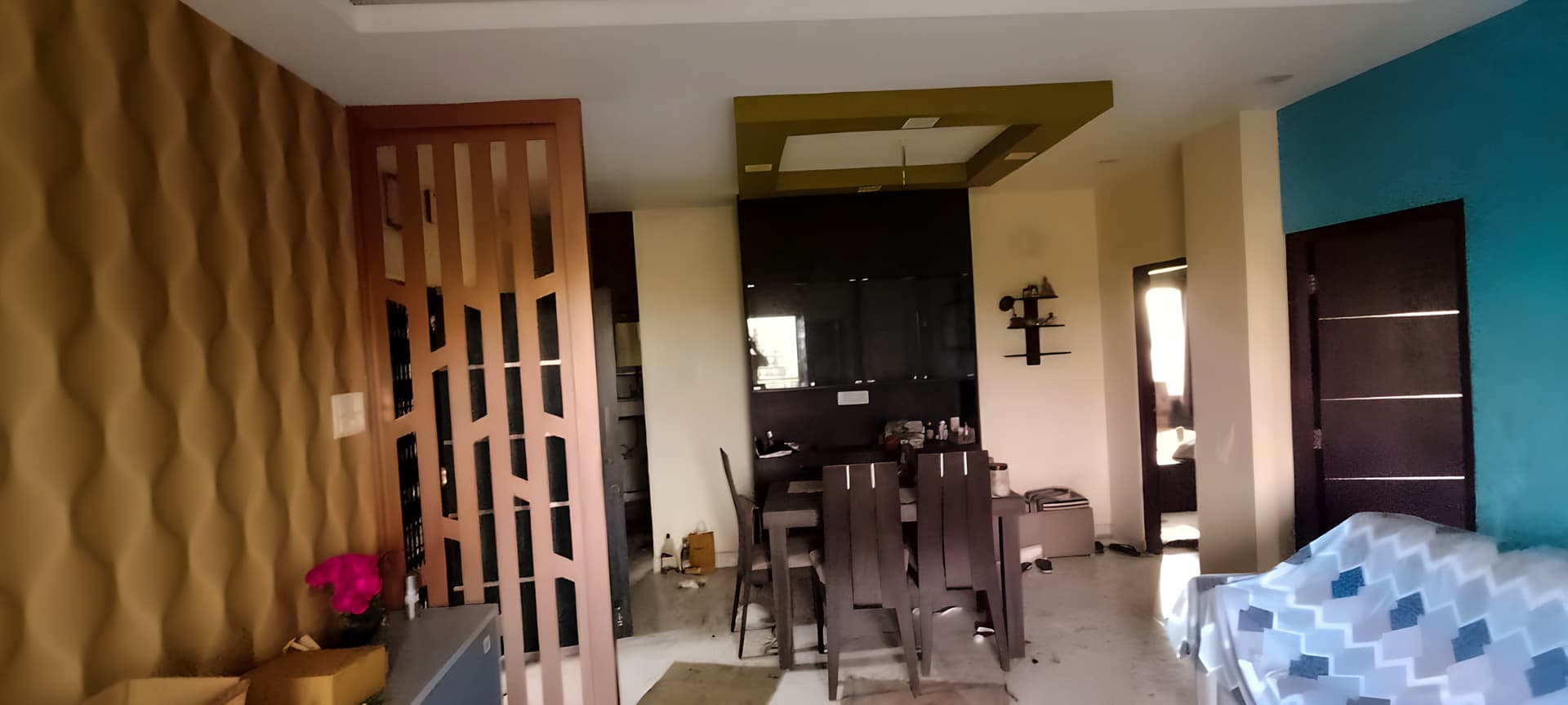 Property Photos 8