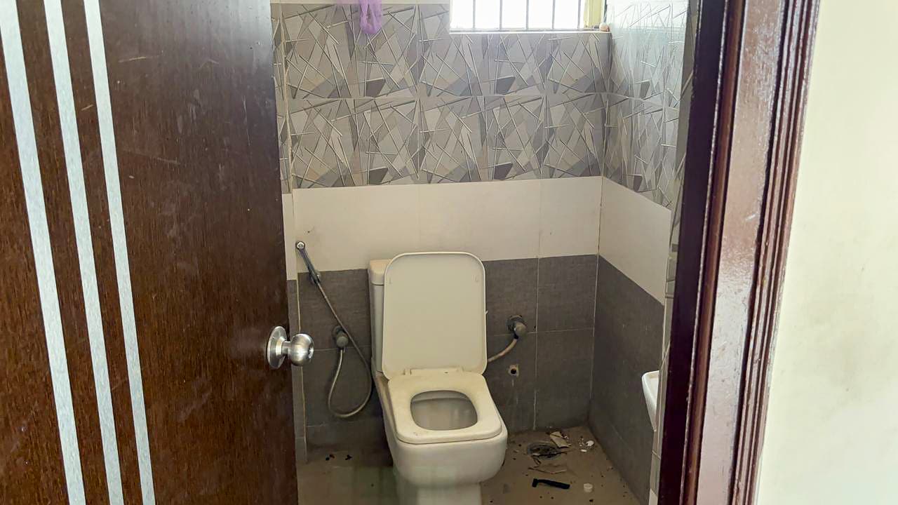 Property Photos 6