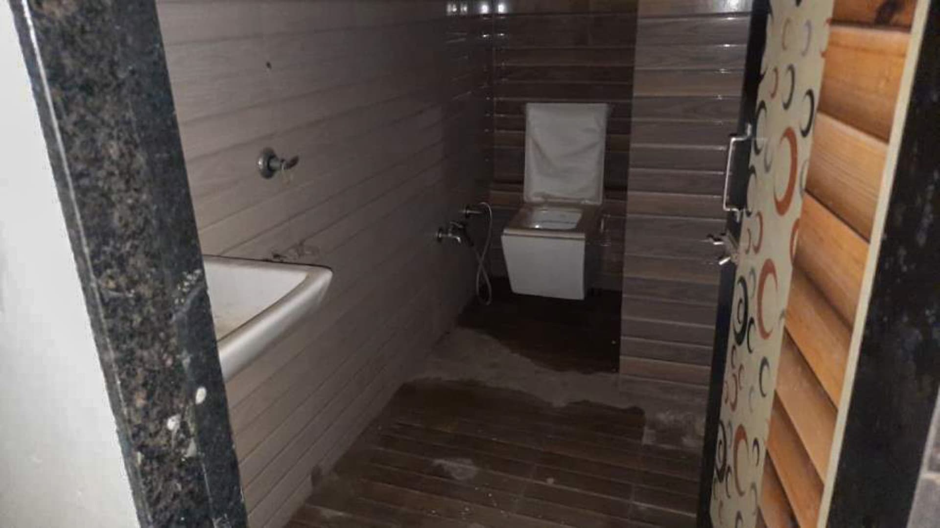 Property Photos 33