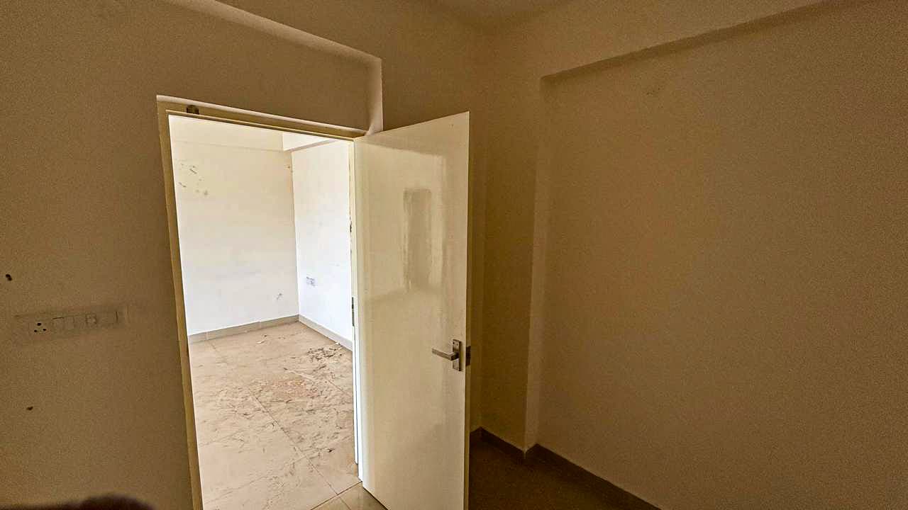 Property Photos 12