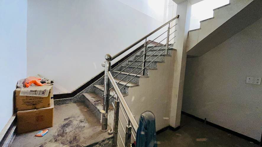 Property Photos 8