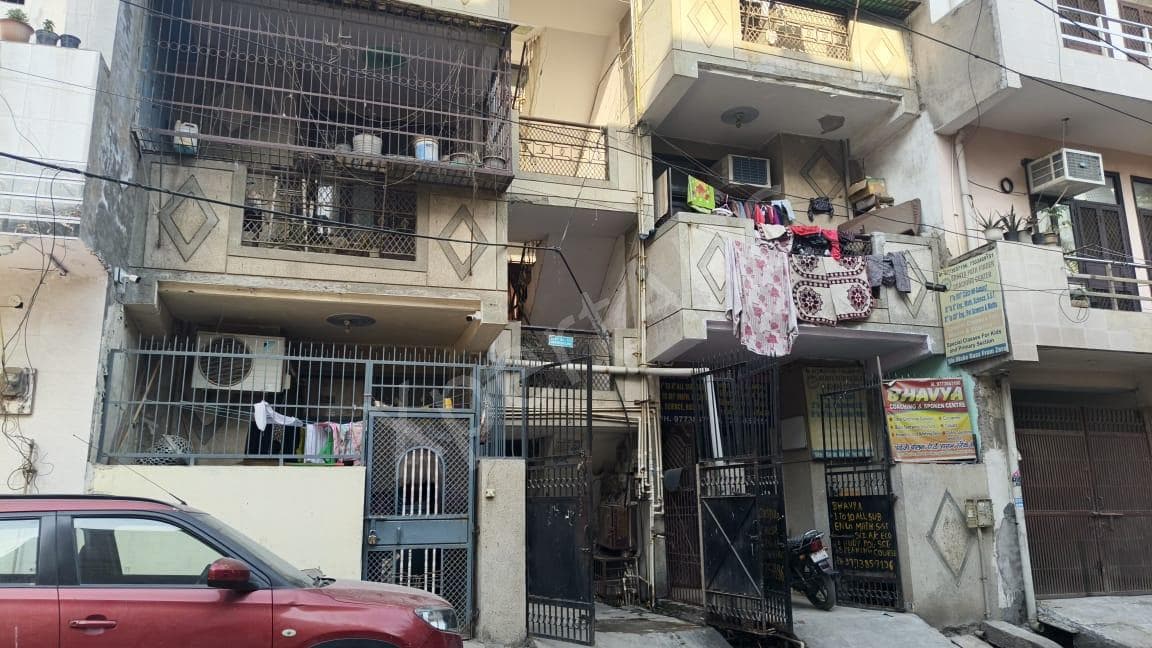 Property Photos 9
