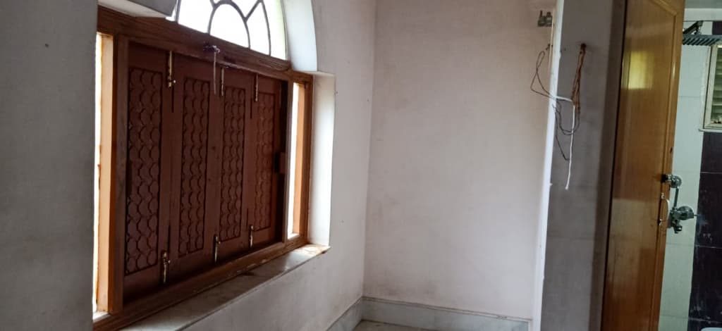 Property Photos 9