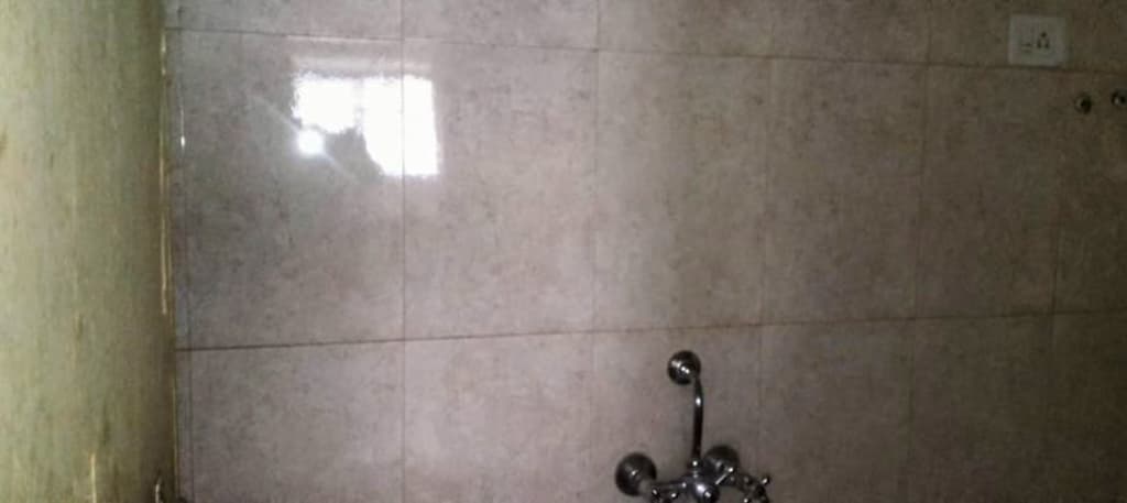 Property Photos 23