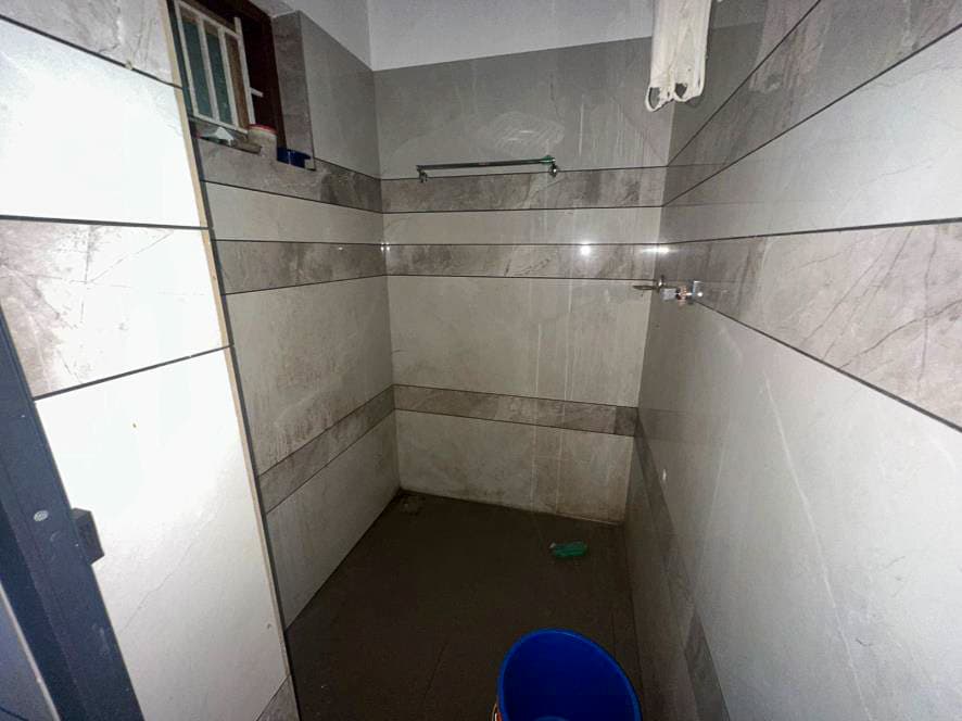Property Photos 17