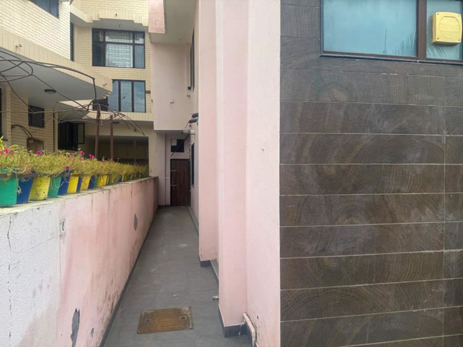 Property Photos 8