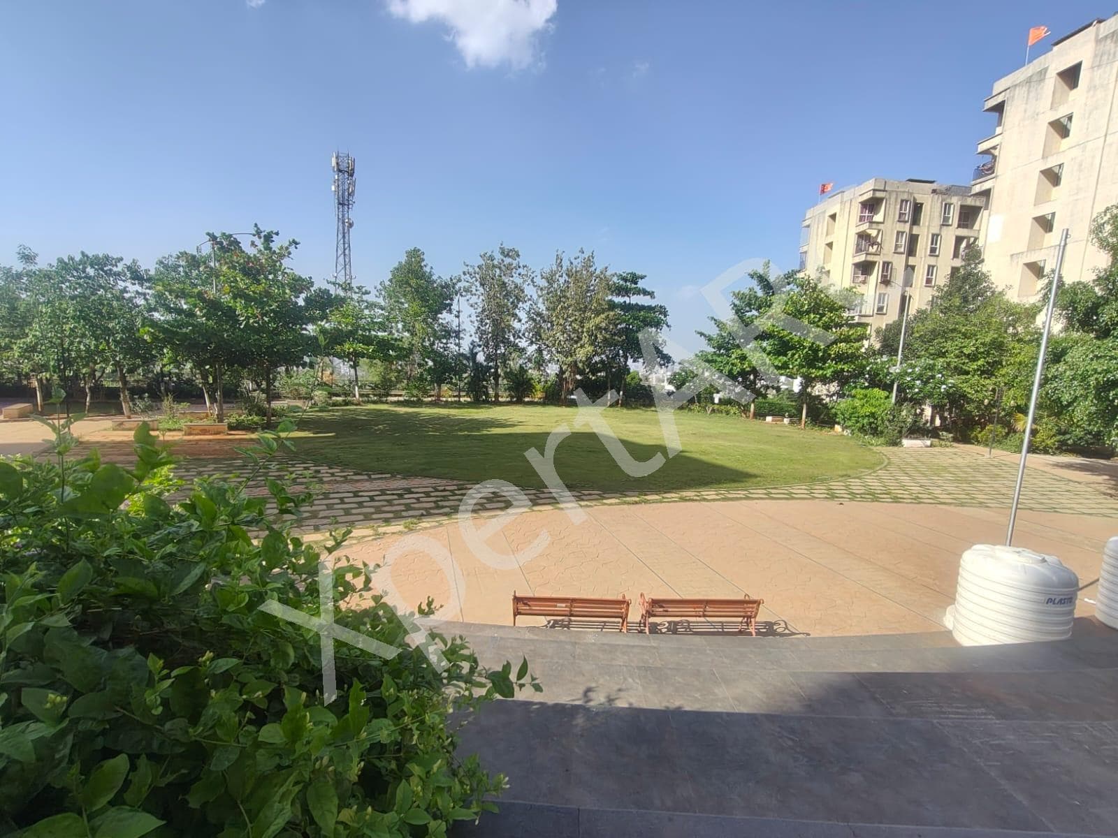 Property Photos 6