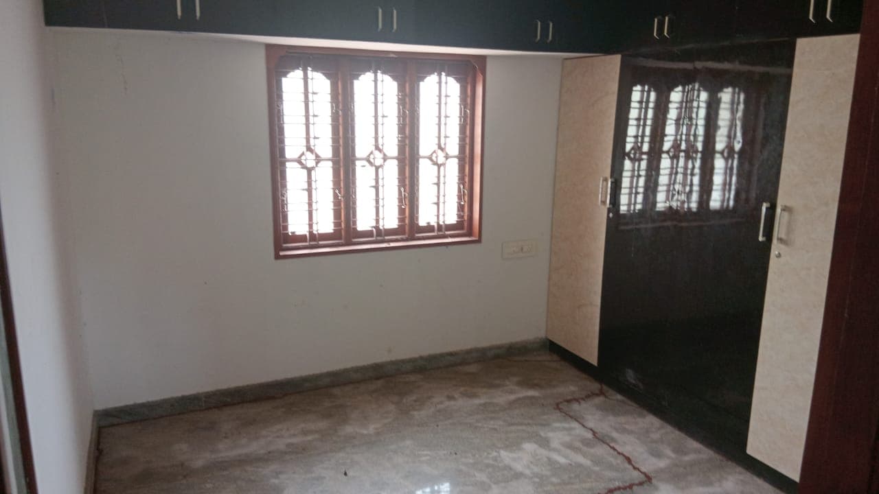 Property Photos 29
