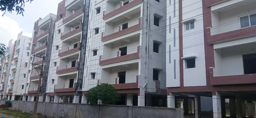 Property Photos 28