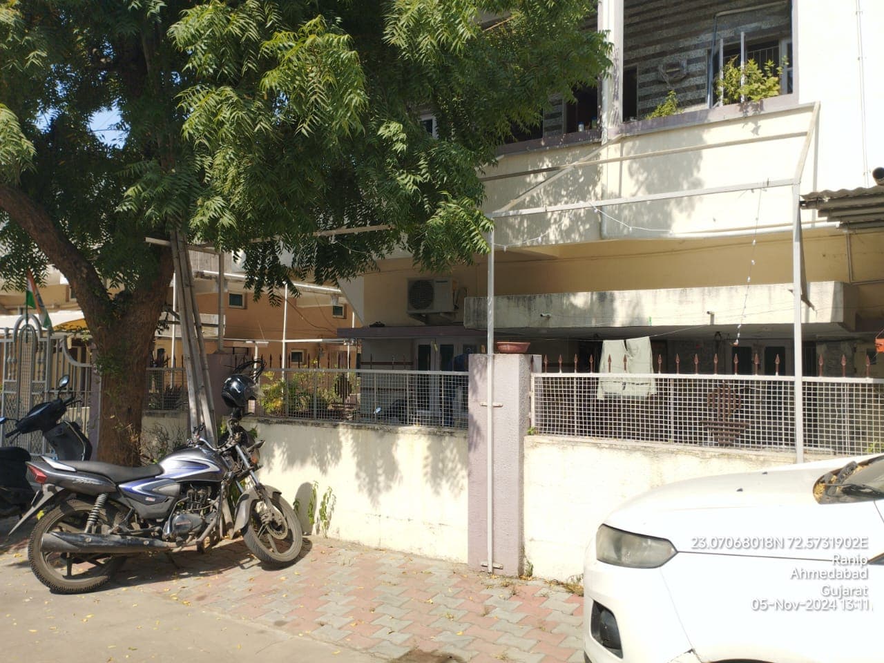 Property Photos 1