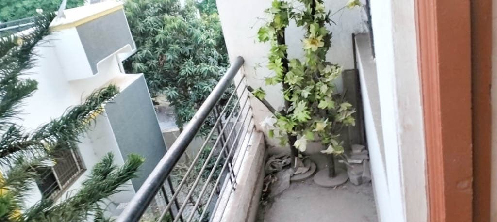 Property Photos 7