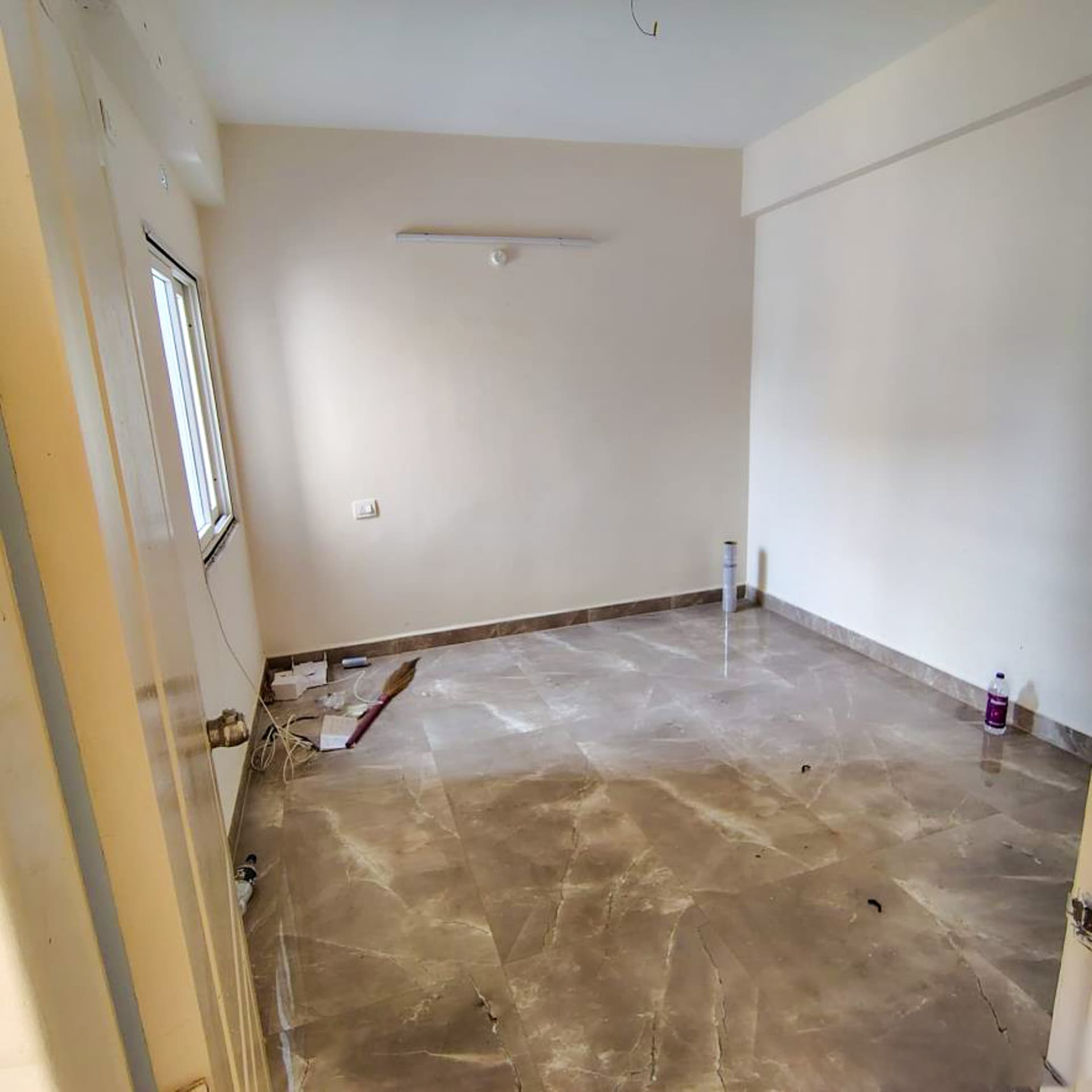 Property Photos 18