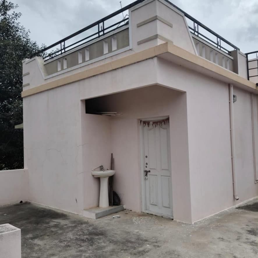 Property Photos 6