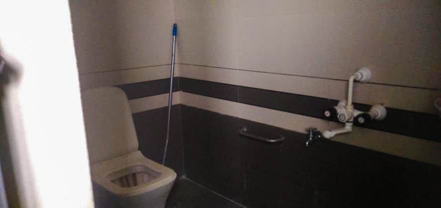 Property Photos 8