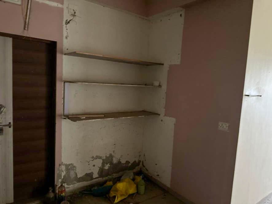 Property Photos 26