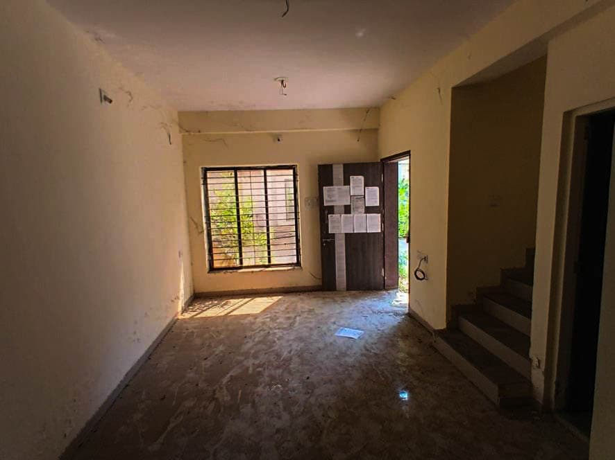 Property Photos 28