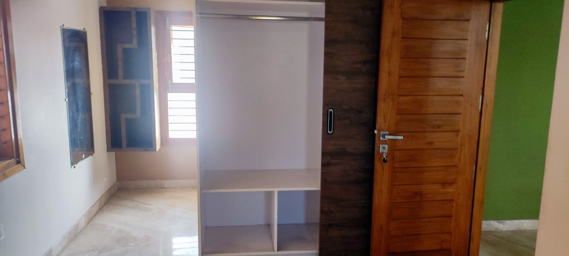 Property Photos 19