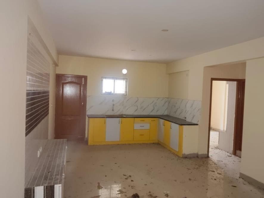 Property Photos 8