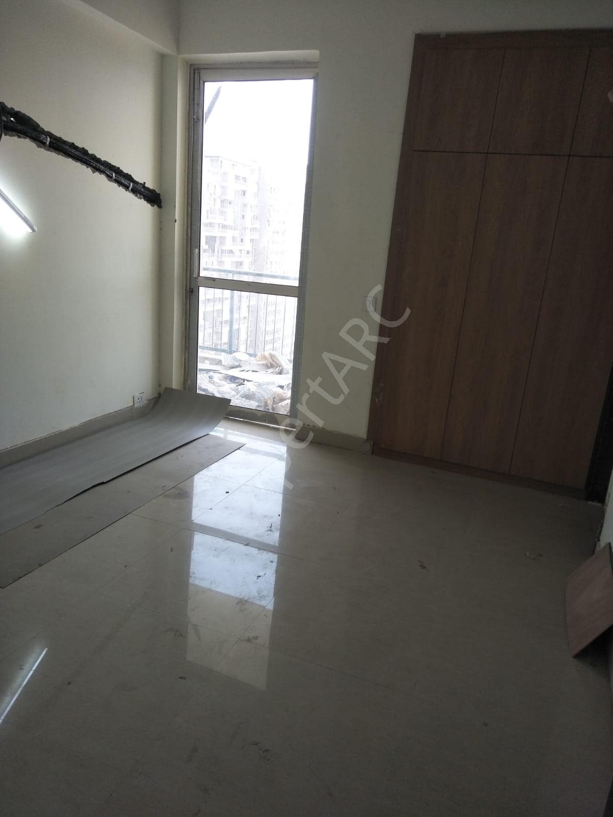 Property Photos 17