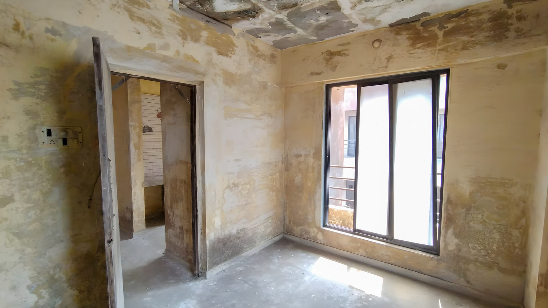 Property Photos 33