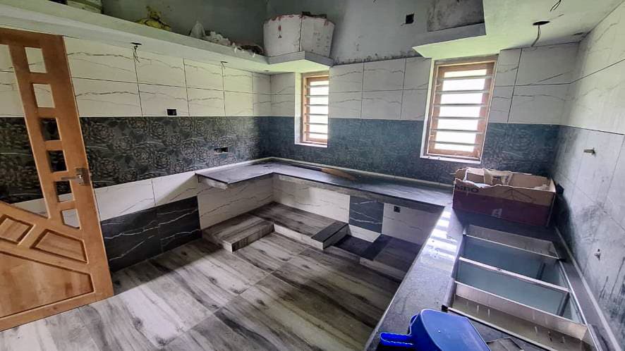 Property Photos 6