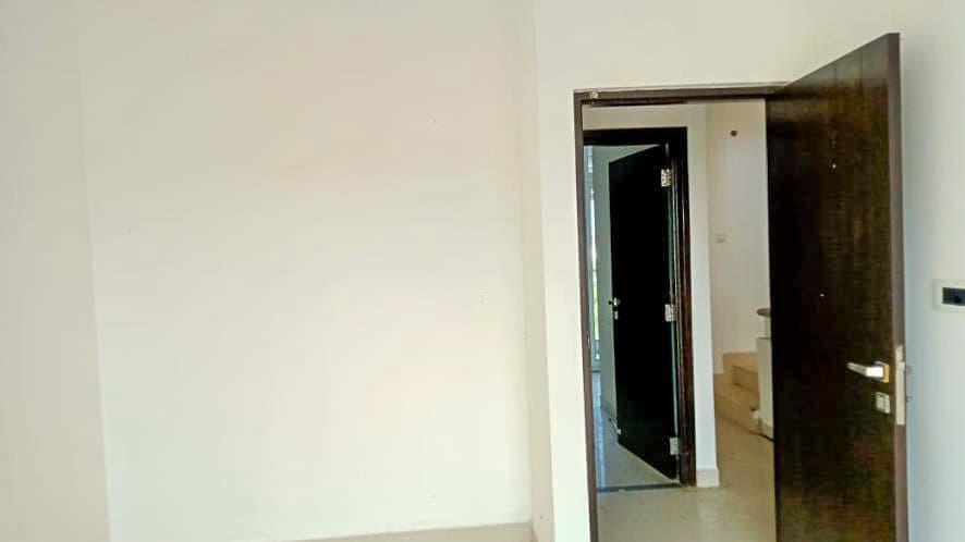 Property Photos 37